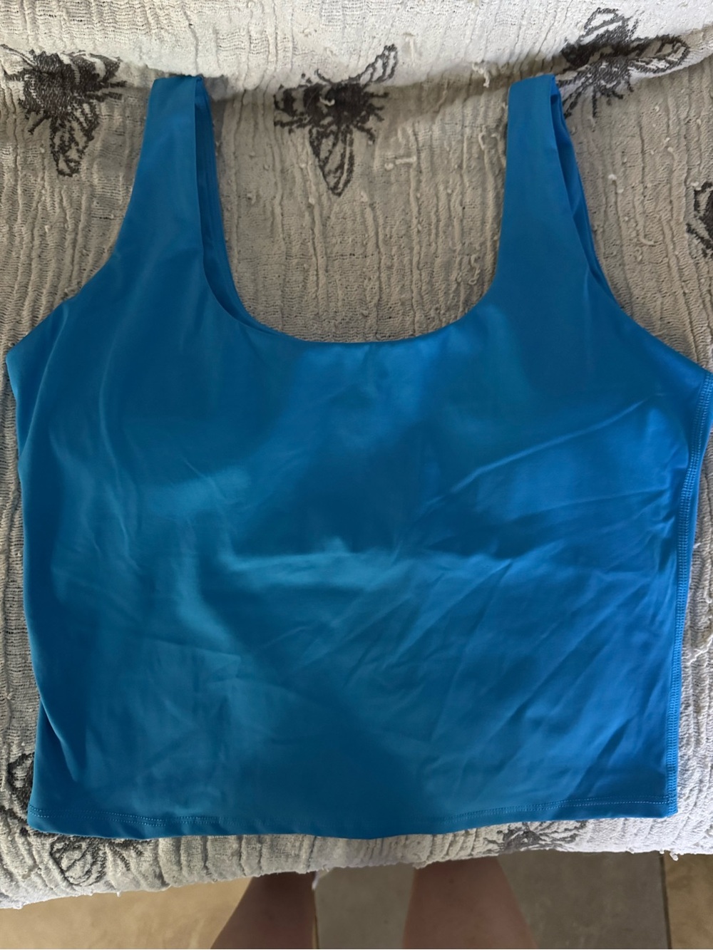 Laslulu athletica Bright Blue Scoop Tank
